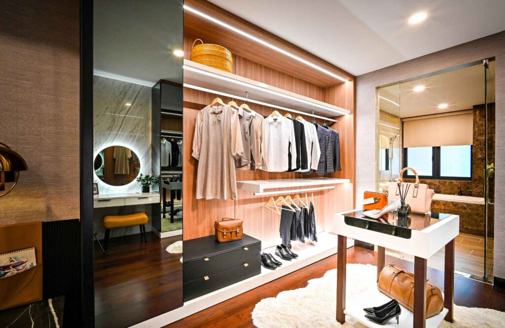 you-organized-by-barb-westchase-fl-daily-organization-habits-luxury-closet-well-lit-spacious-elevate-whole-room-organization